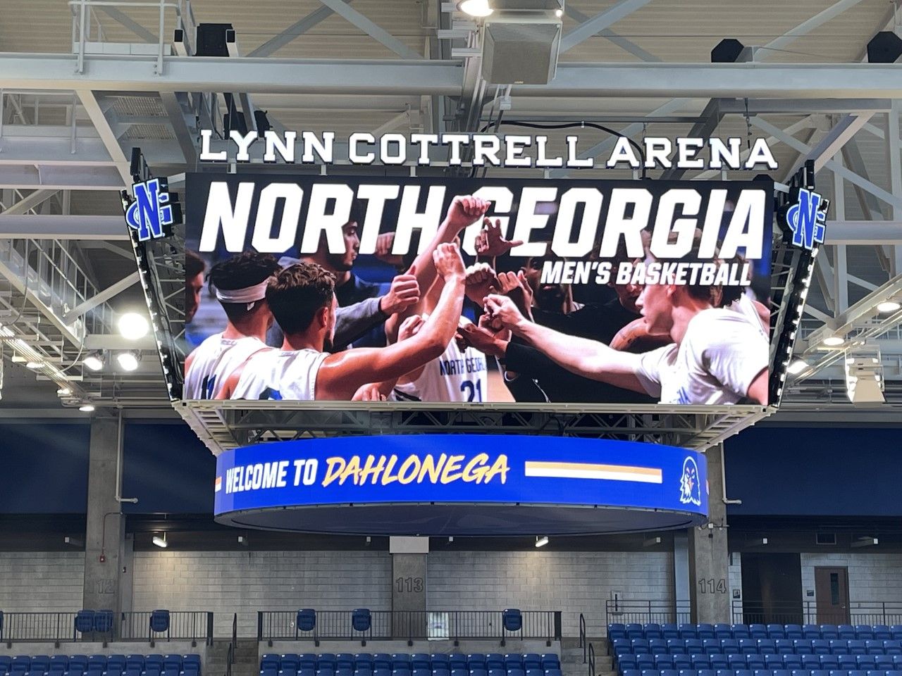 High School Gymnasium Scoreboards - 10' Basketball Scoreboards