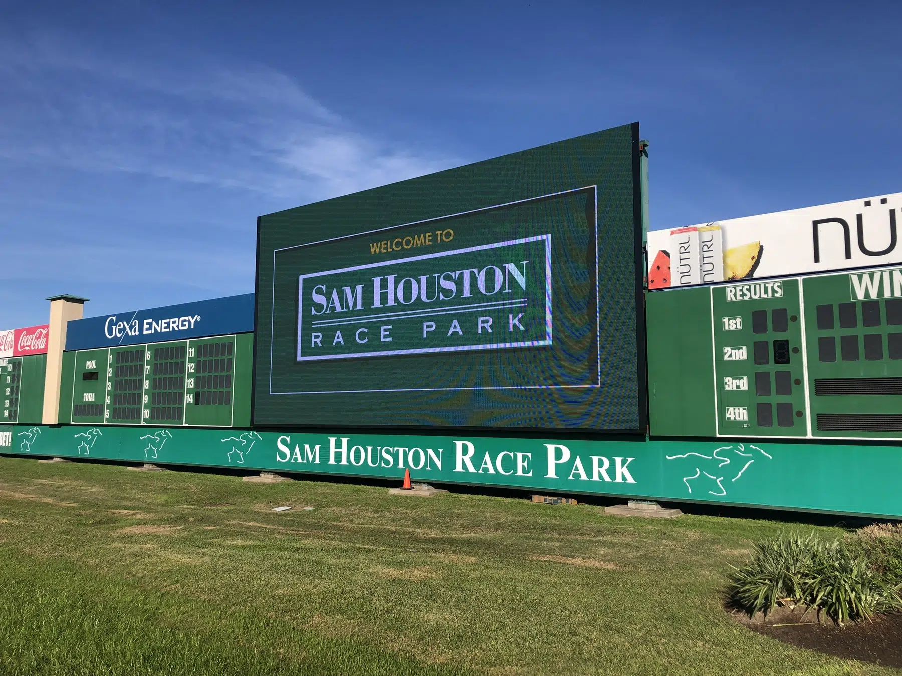 Sam Houston Race Track
